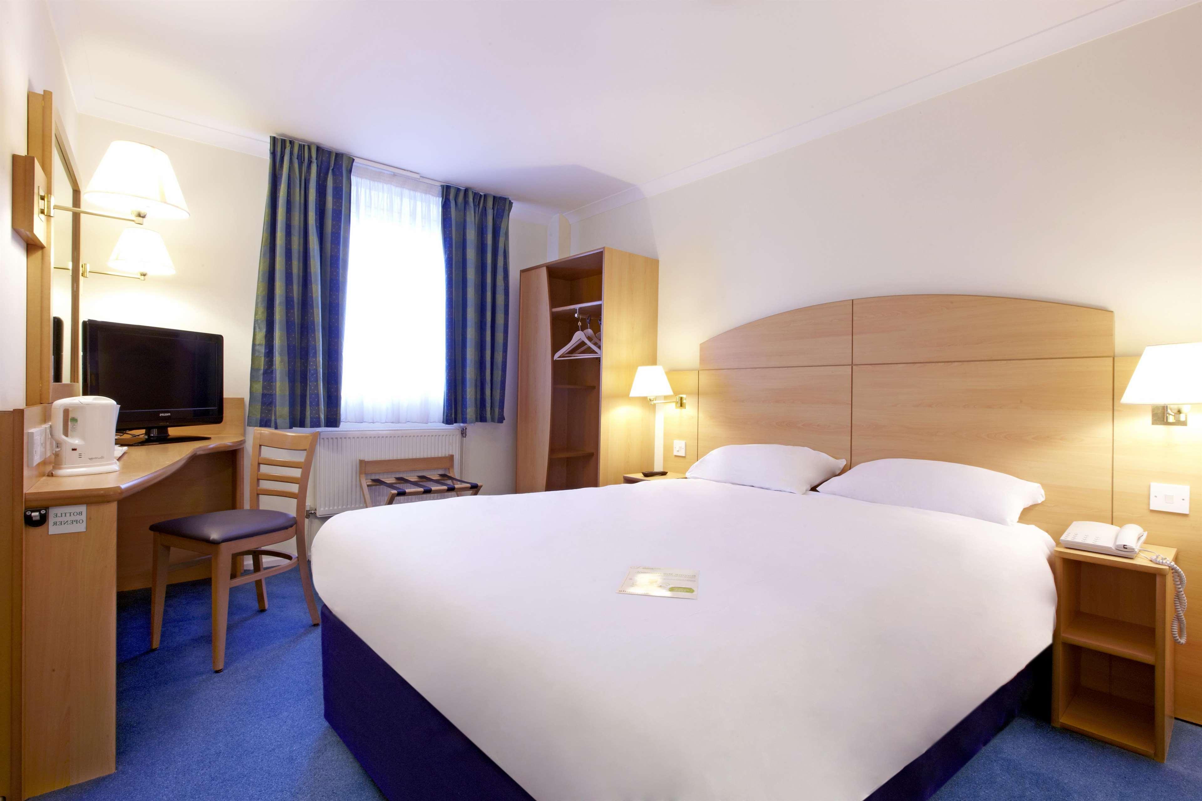 Campanile Hotel לייסטר מראה חיצוני תמונה